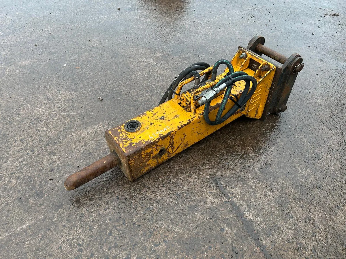 Rock Hammer ((45mm pins)) - Image 1