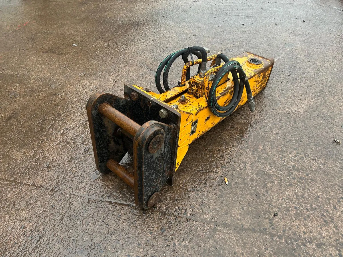 Rock Hammer ((45mm pins)) - Image 3