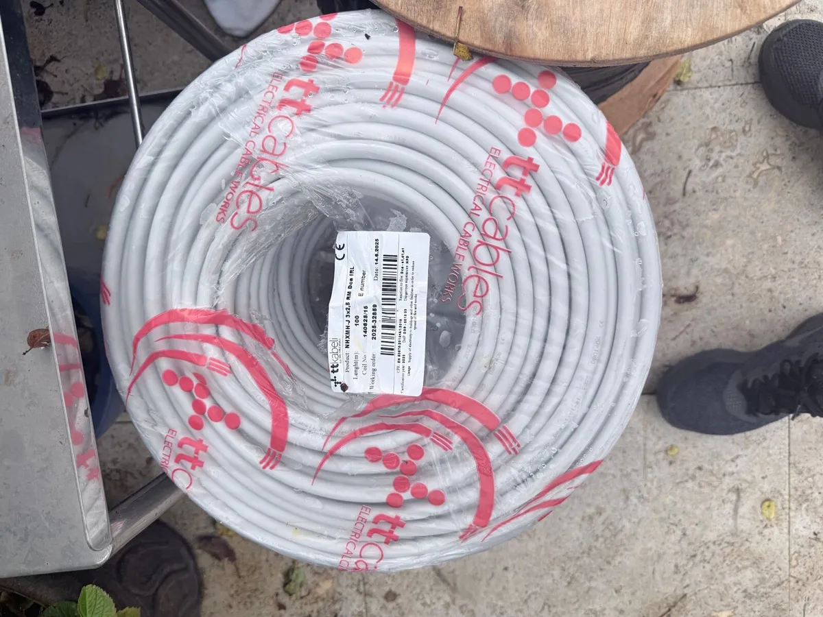 Electric wire. - Image 1