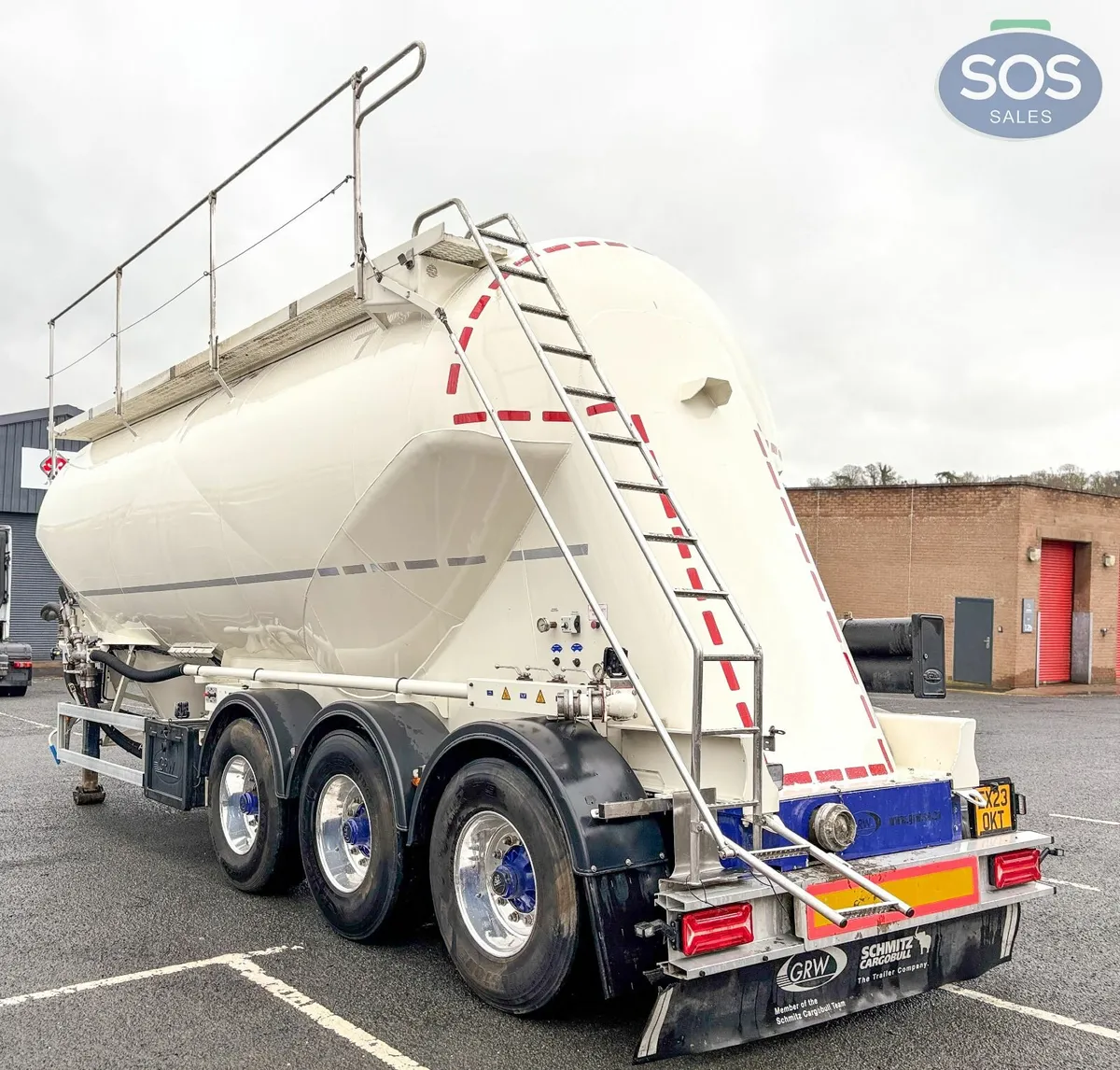 2022 GRW 36m3 2 Pot Cement Silo Trailer - Image 3