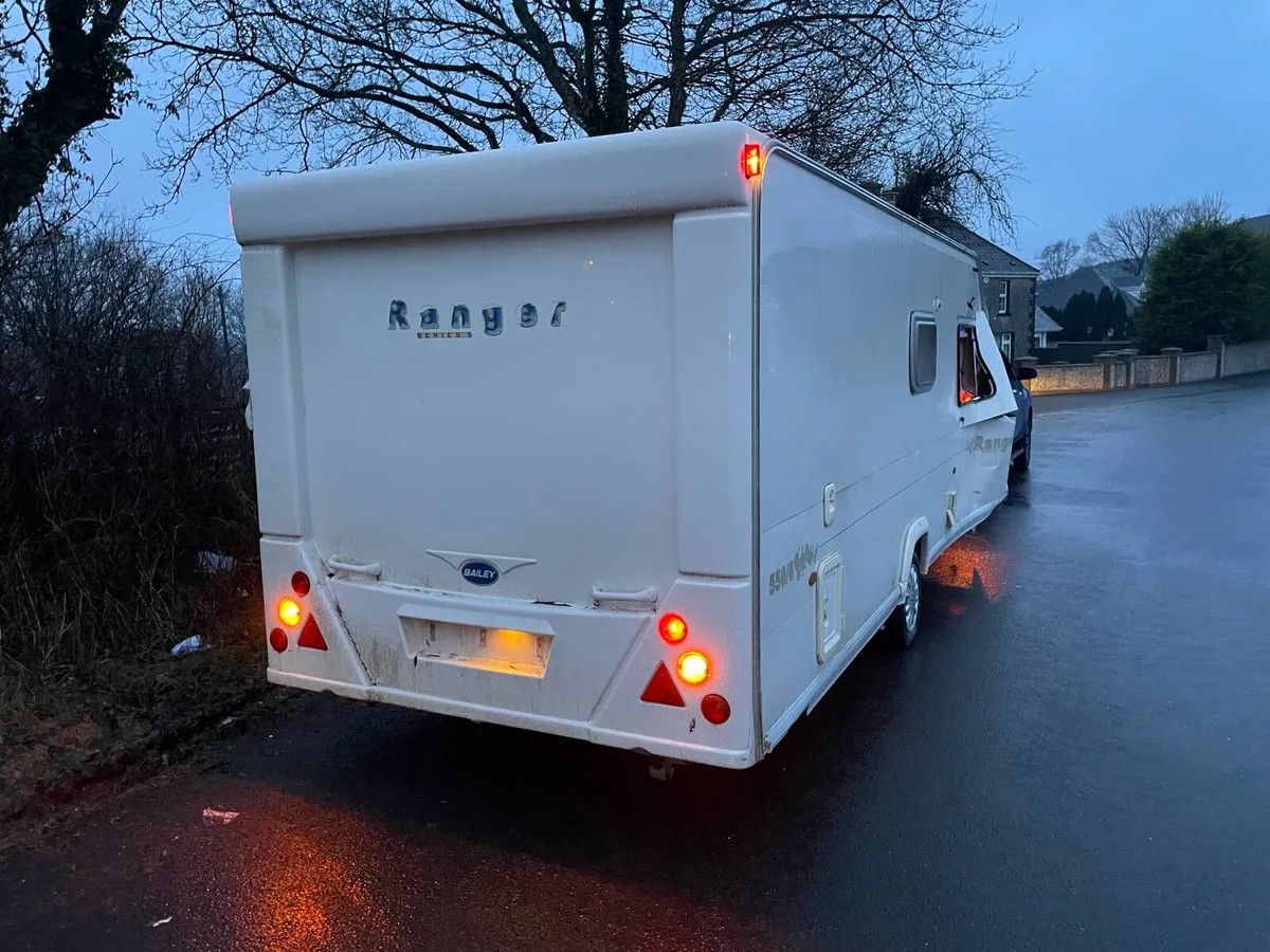 Parts caravan - Image 3