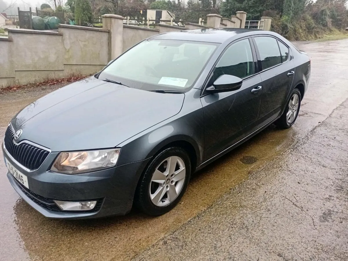 Skoda octavia 1.6tdi 2017 Automatic - Image 2