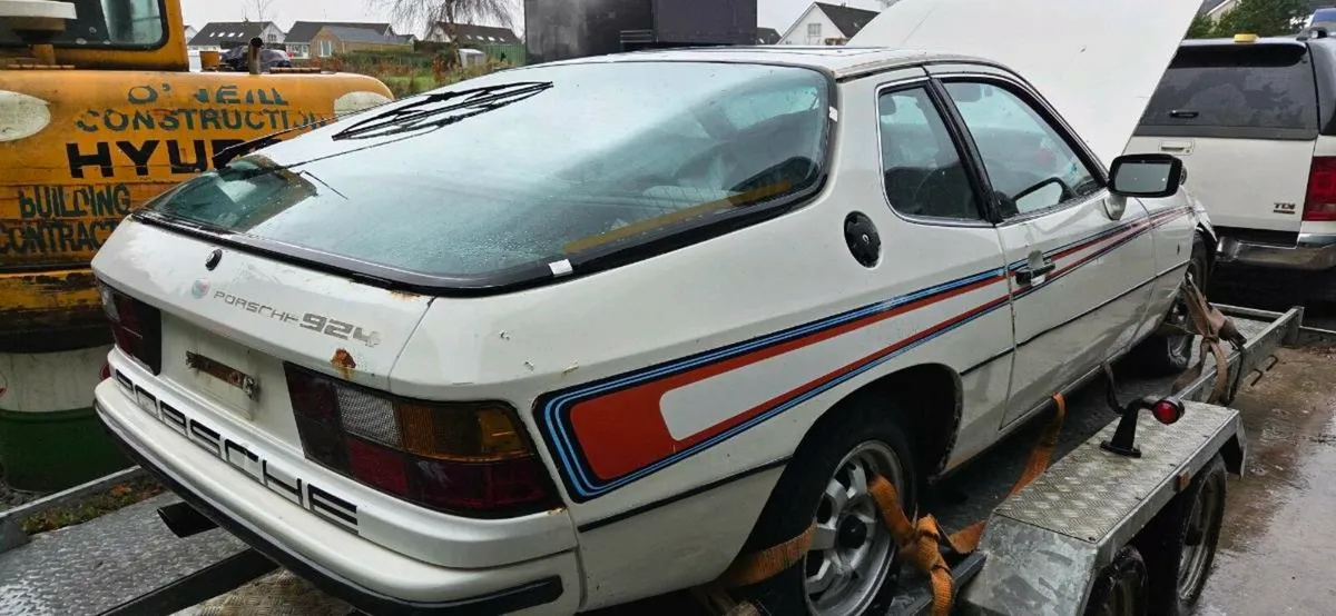 Porsche 924 (1979) - Image 3
