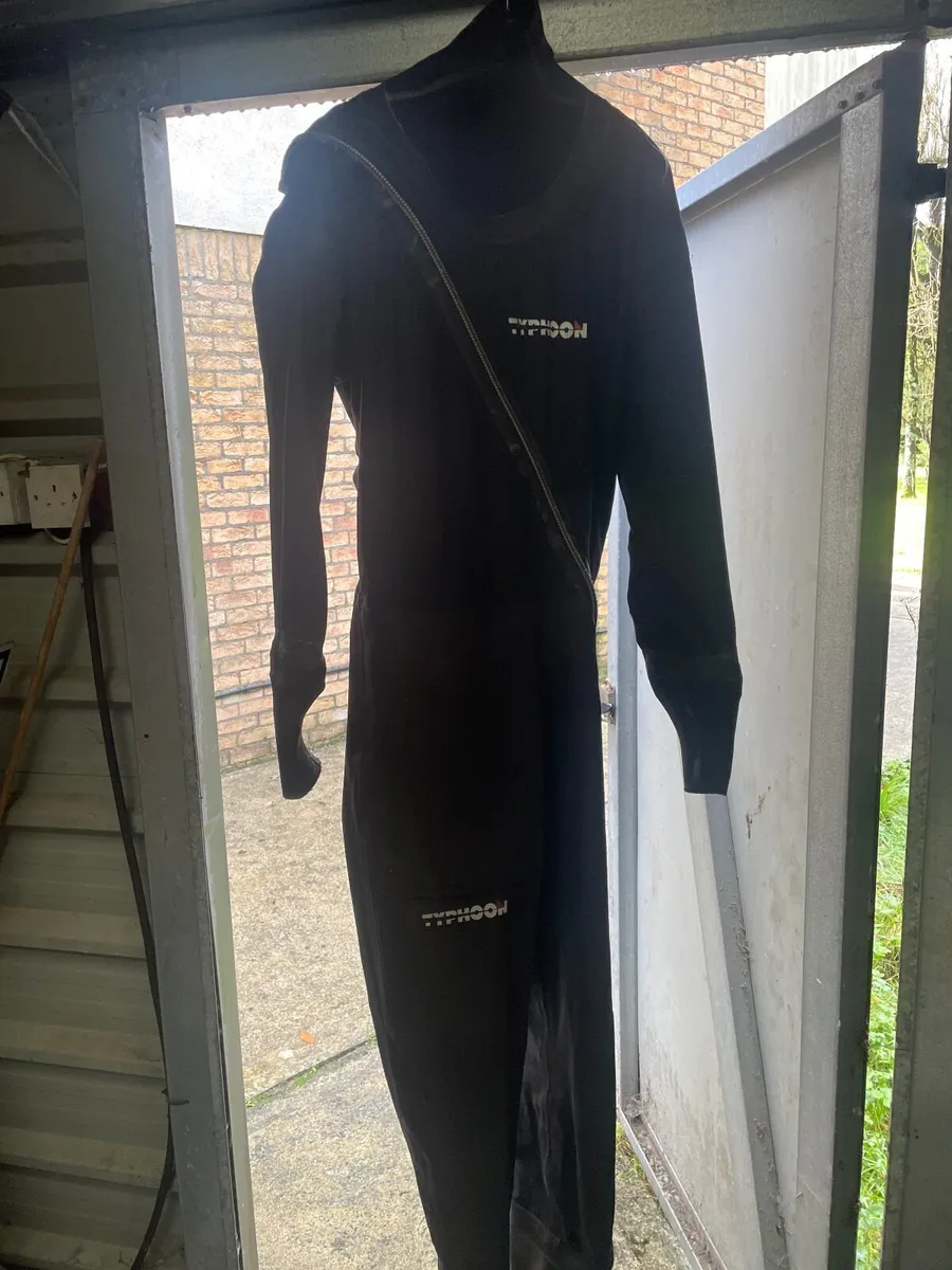Dry suit - Image 2