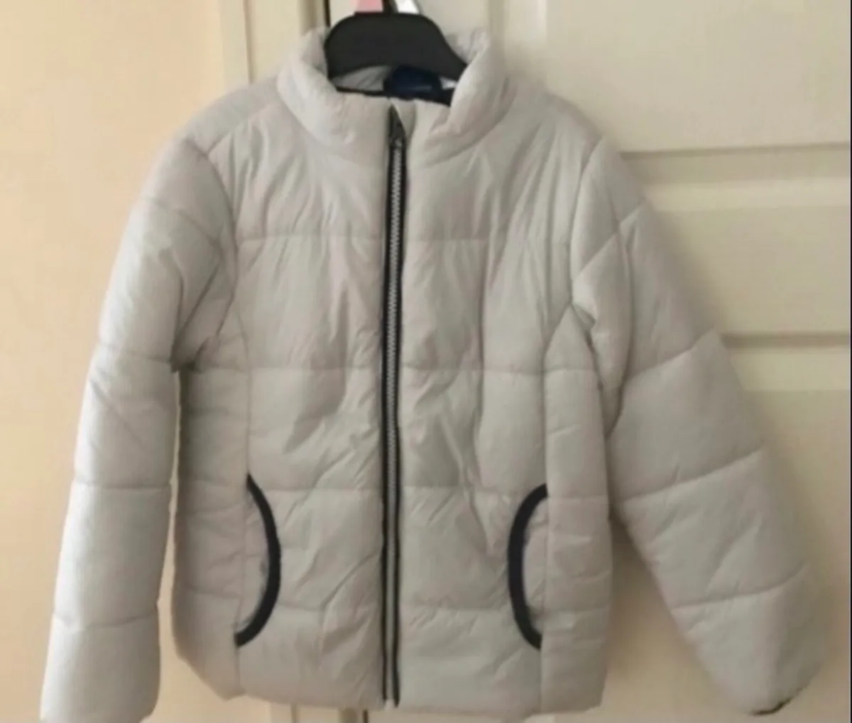 Grey jacket 5-6y - Image 1