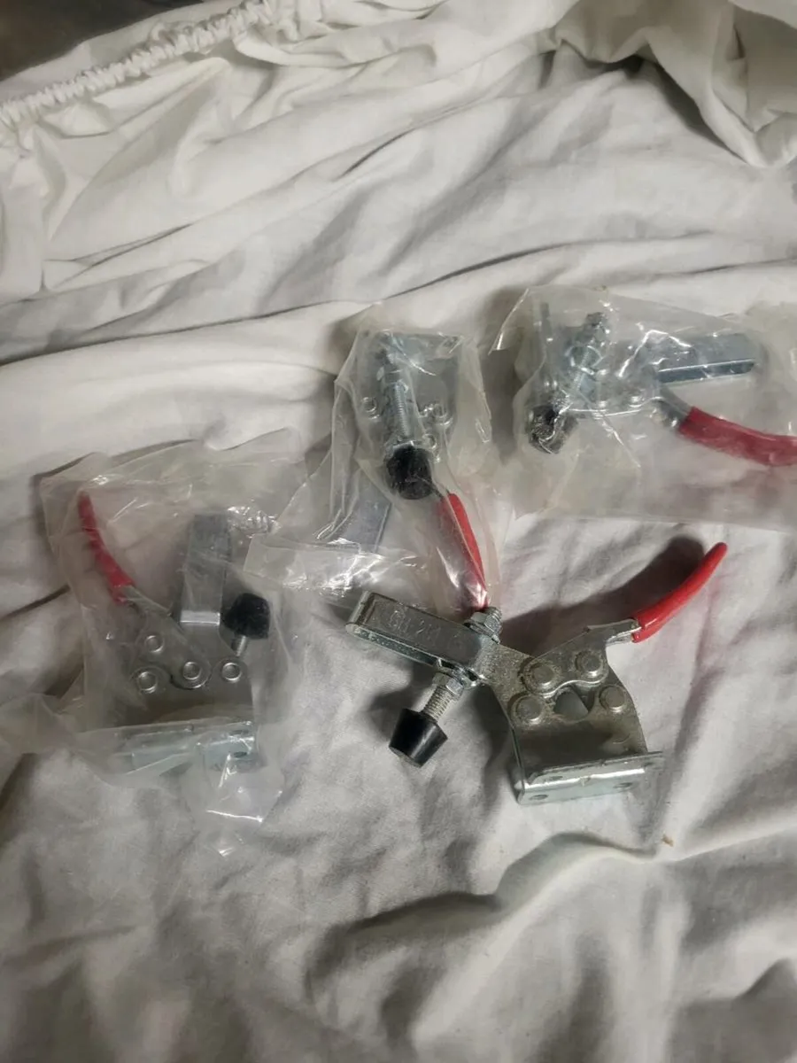 Toggle clamps - Image 1