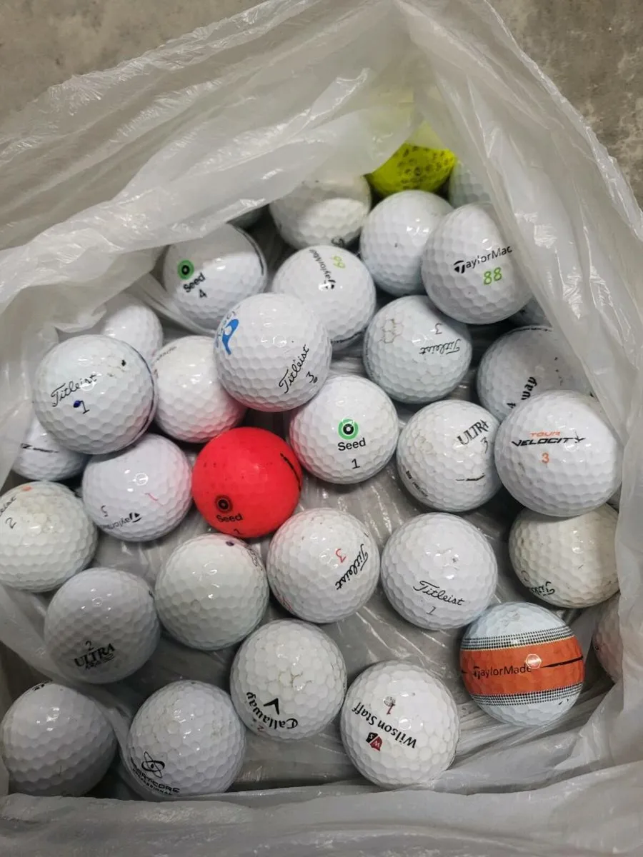Golf balls - Image 1