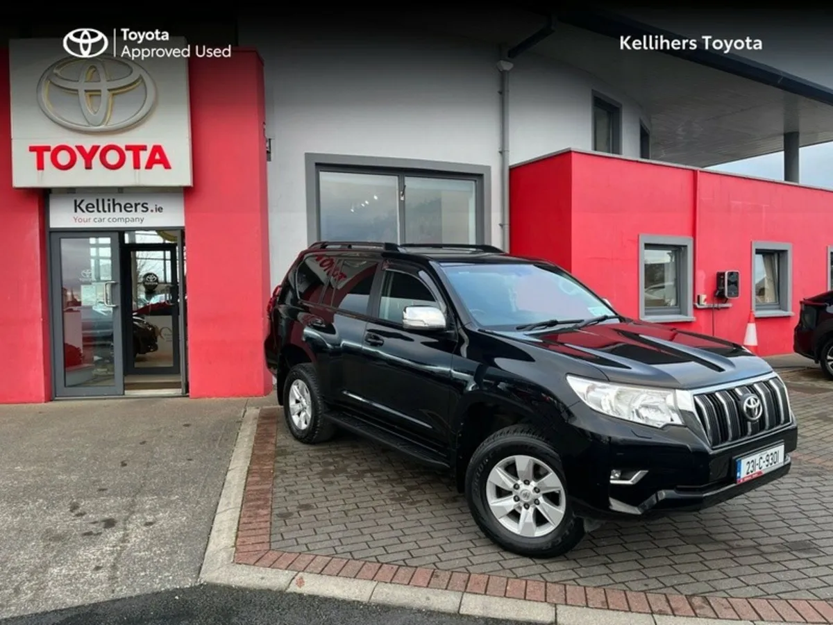 Toyota Land Cruiser LAND CRUISER LWB COMM A/T - Image 1