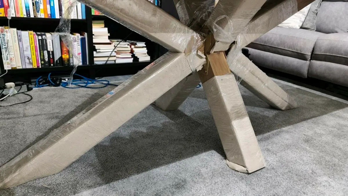 Scandinavian Dining Table 200cm Ex Display - Image 3