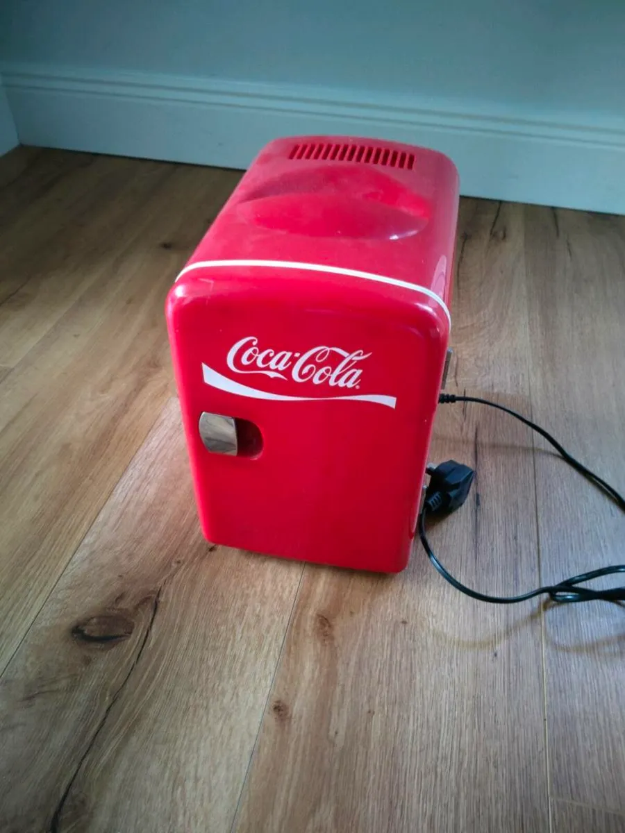 Mini coke fridge - Image 1