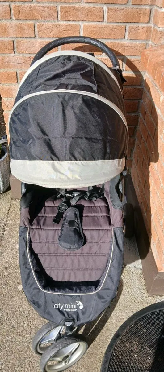Baby Jogger City Mini - Image 1