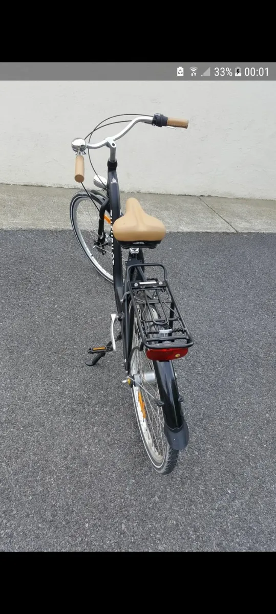Ladies bicycle for sale - Image 2