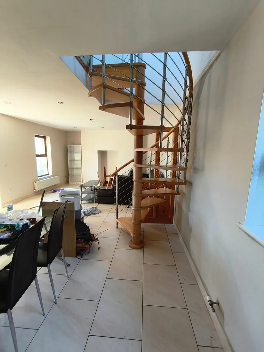 Spiral staircase - Image 3