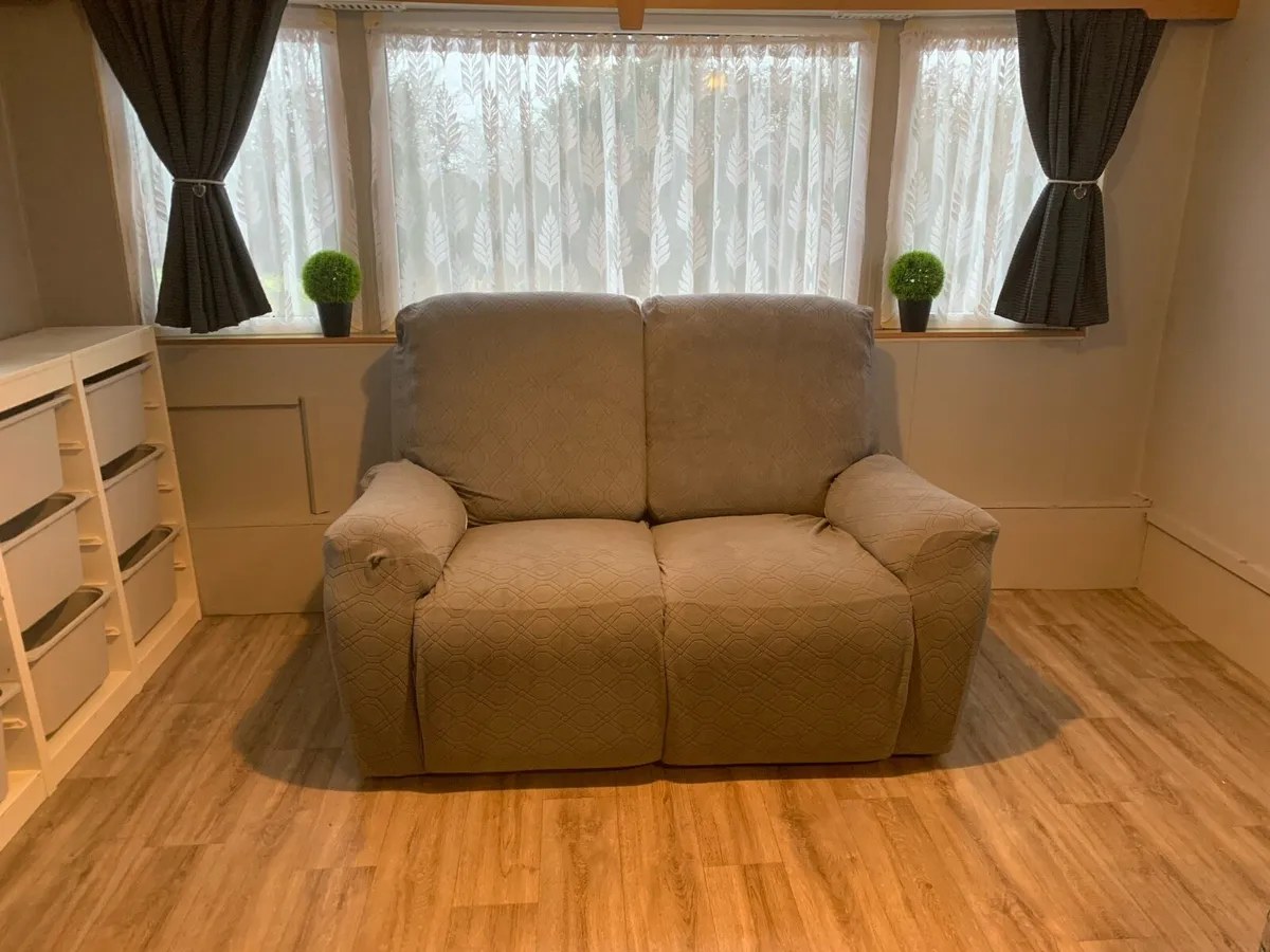 Arizona 36’ - deluxe mobile home - Image 2