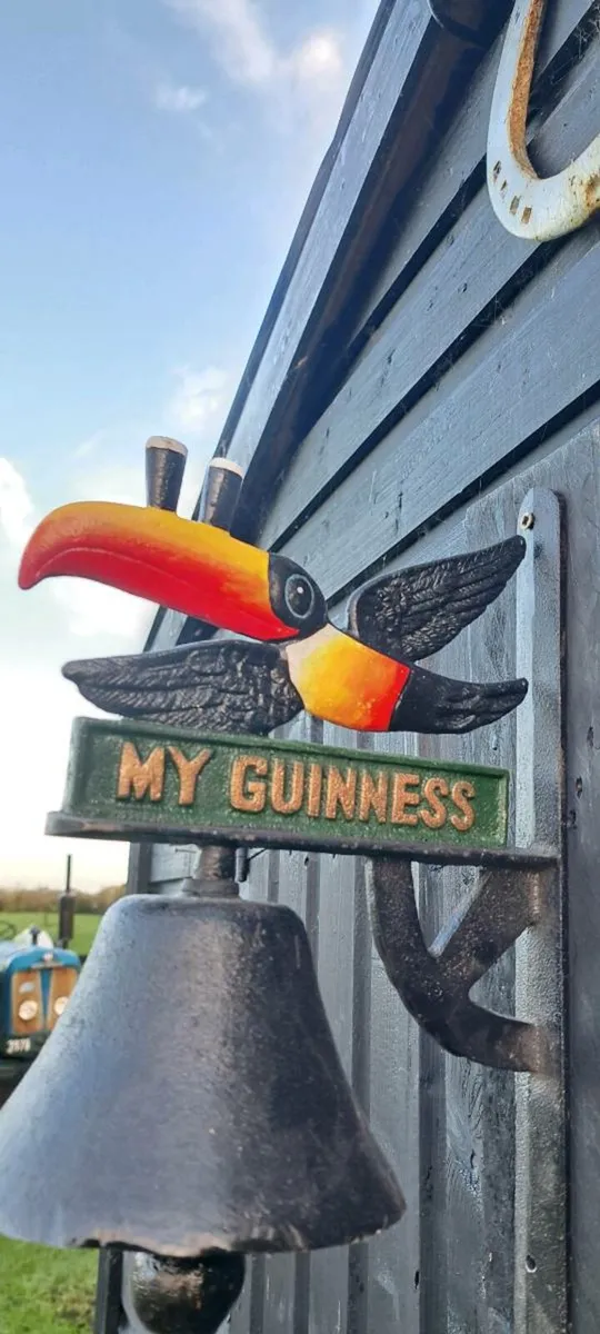 Guinness cast iron bell - Image 3