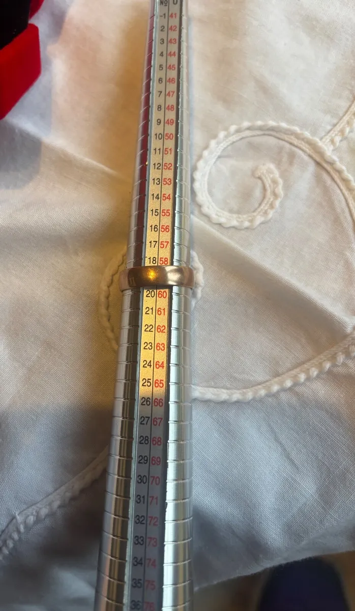 Antique 9ct Rose gold band (ring) - Image 3