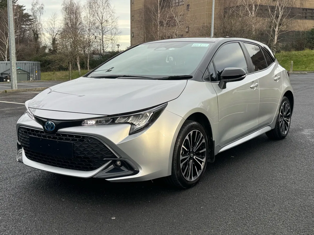 Toyota corolla - Image 2