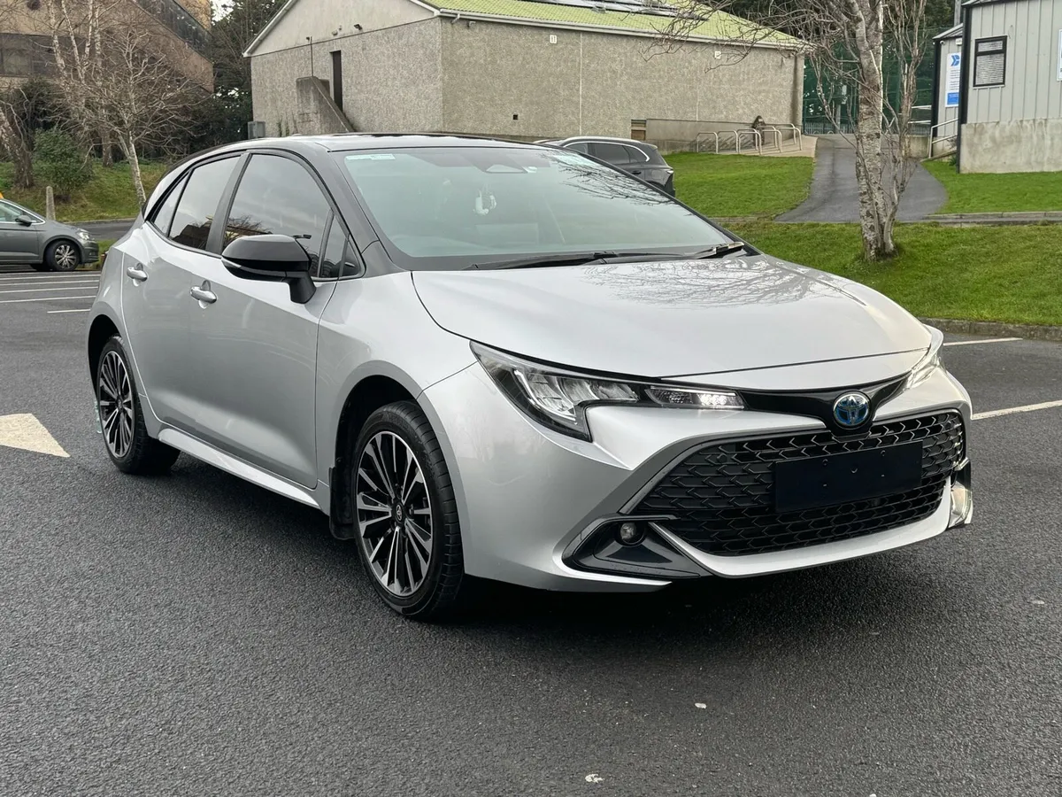 Toyota corolla - Image 3