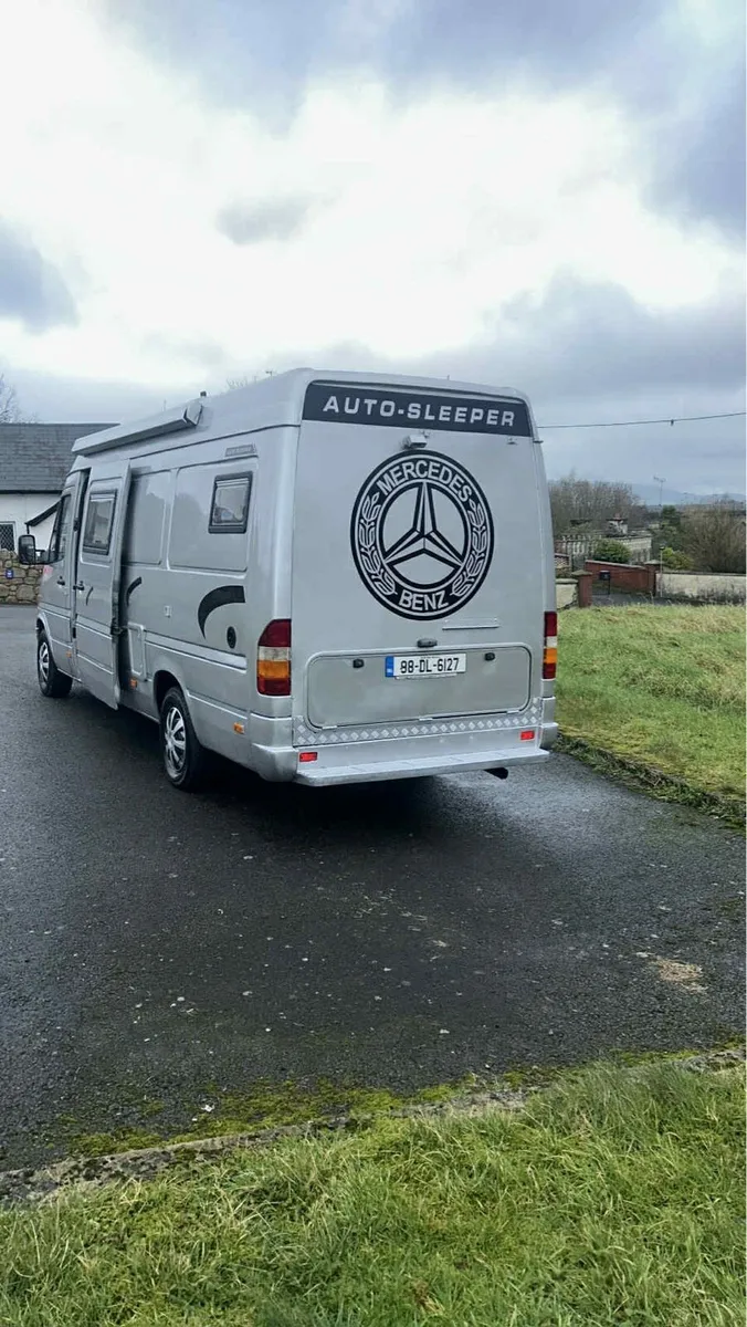 Mercedes-Benz 310D. Auto Sleeper 2 berth fixed bed - Image 4