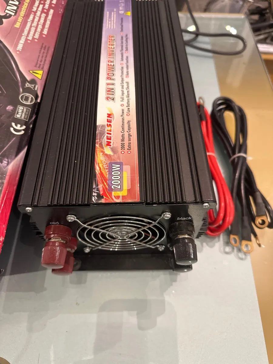 Neilsen 2 in 1 2000w Power Inverter & Charger - Image 4