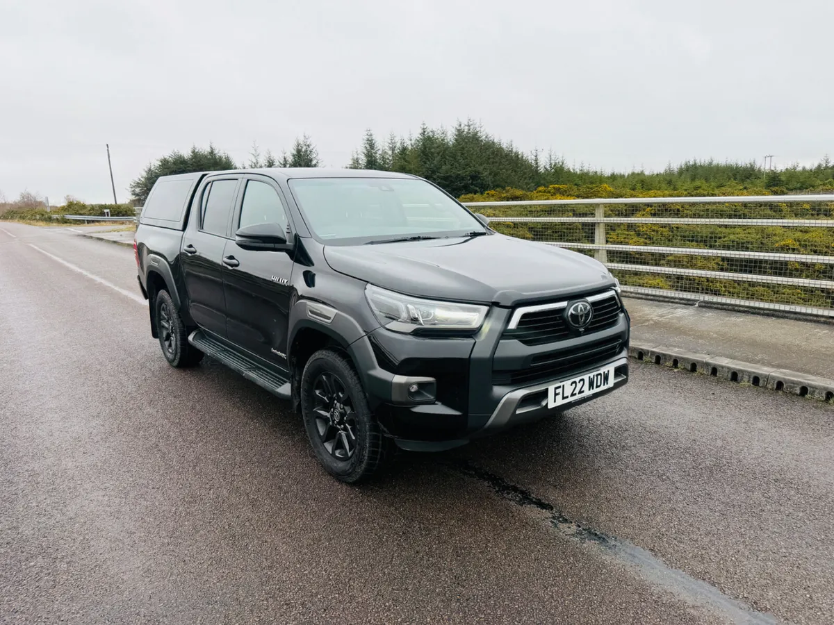 2022 Toyota Hilux Invincible X - Image 2