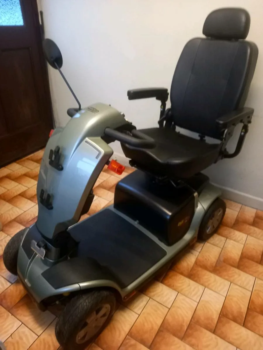 Mobility scooter - Image 2