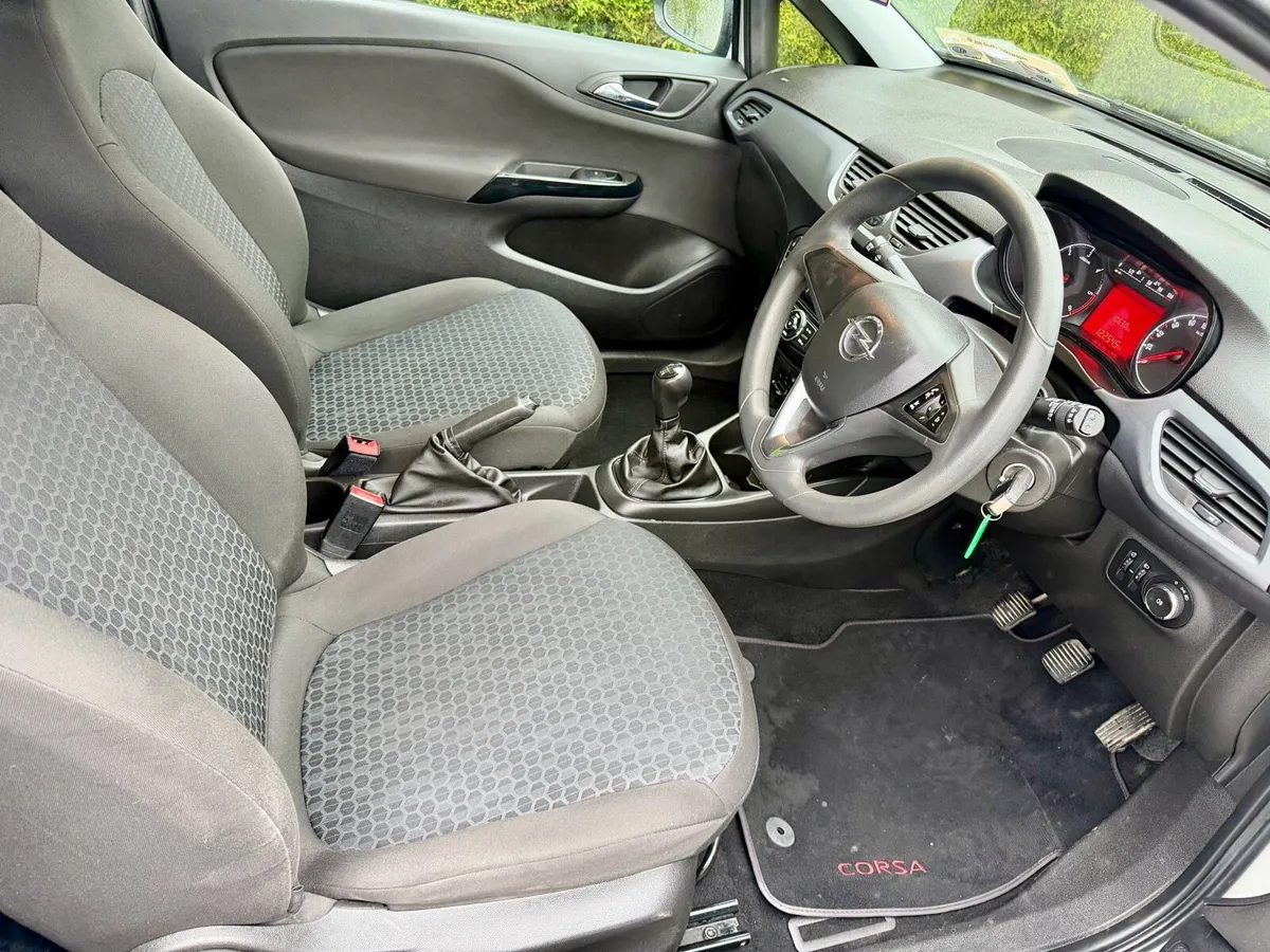 2018 Opel Corsa van SPOTLESS - Image 4