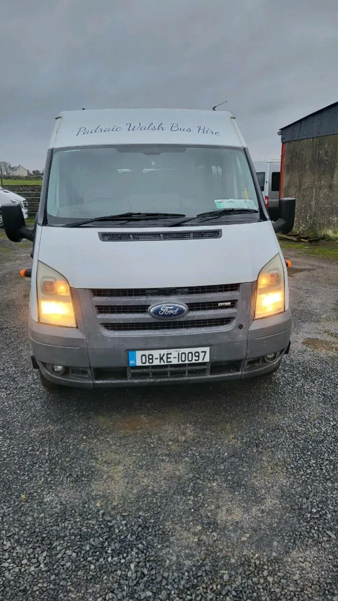 Minibus - Image 1