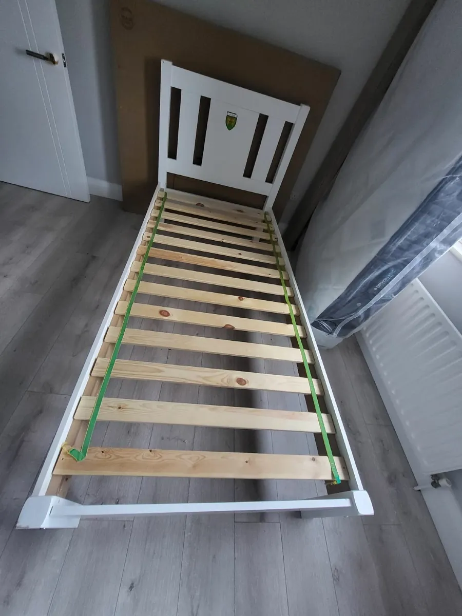 Single bed - Image 3