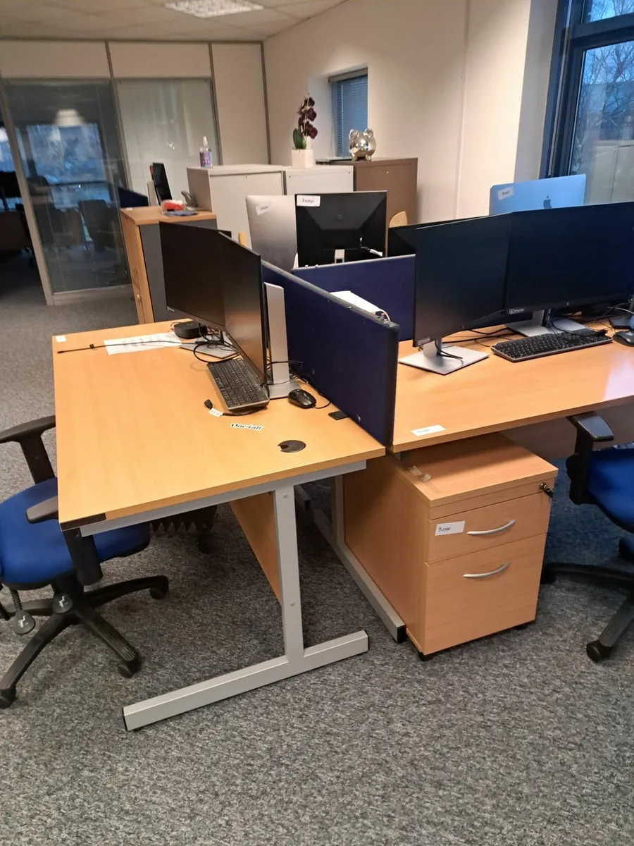 Office furniture - Image 3