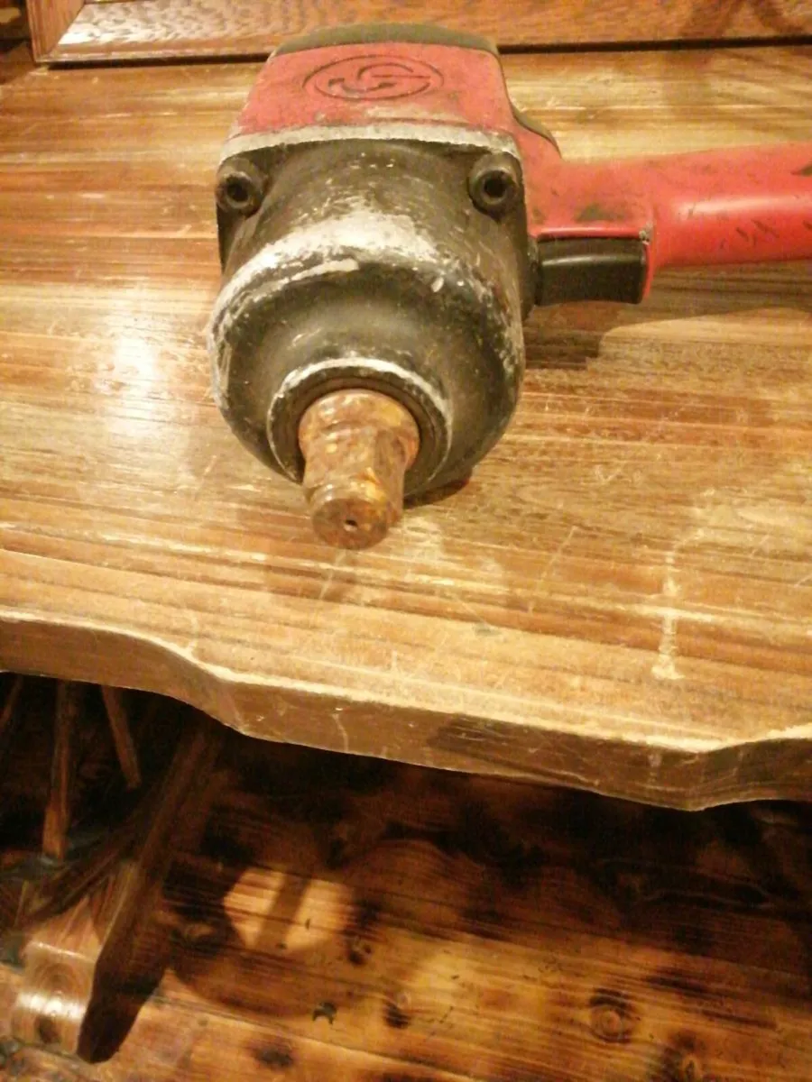 Chicago pneumatic air wrench - Image 2