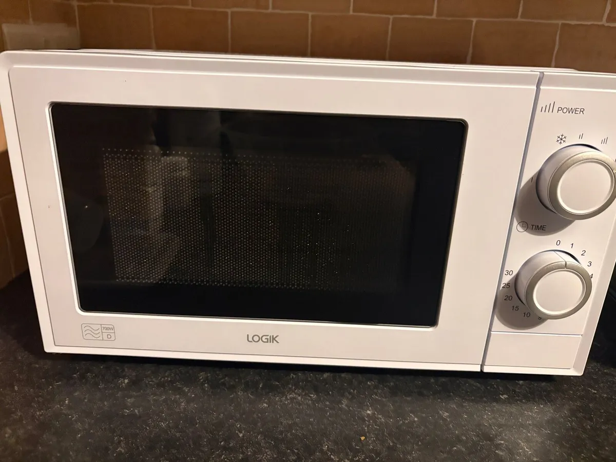 Microwave - Image 1