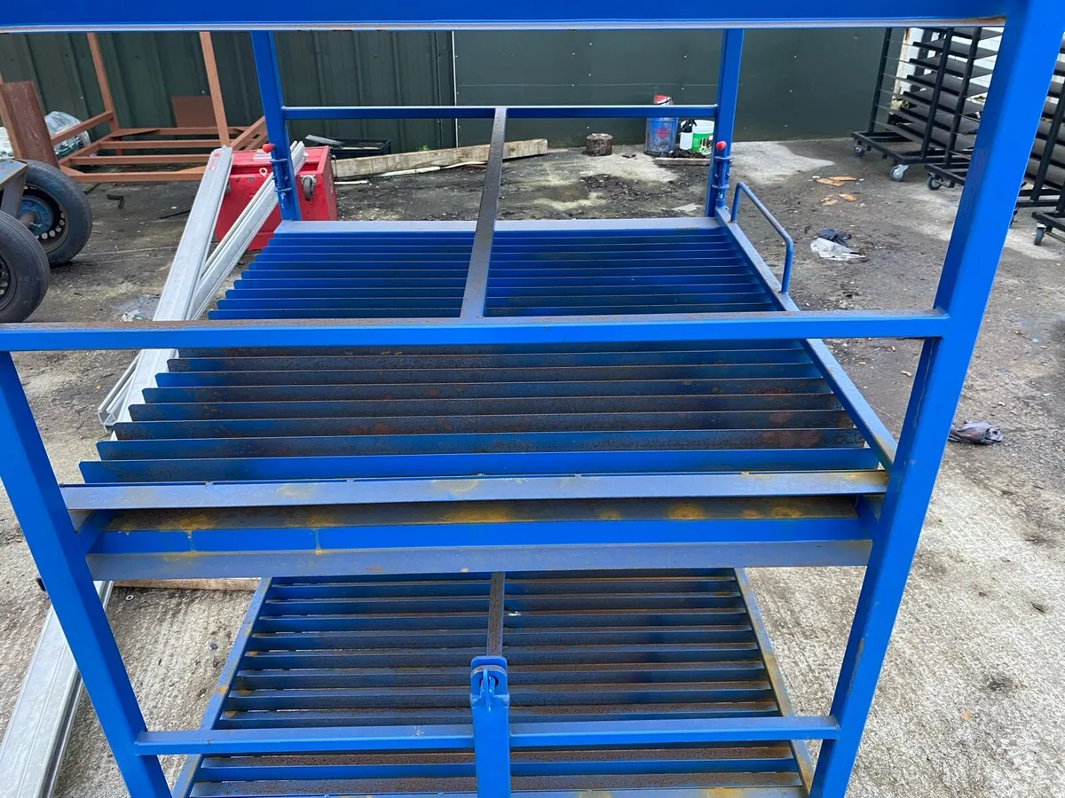 Trolleys /storage units - Image 2