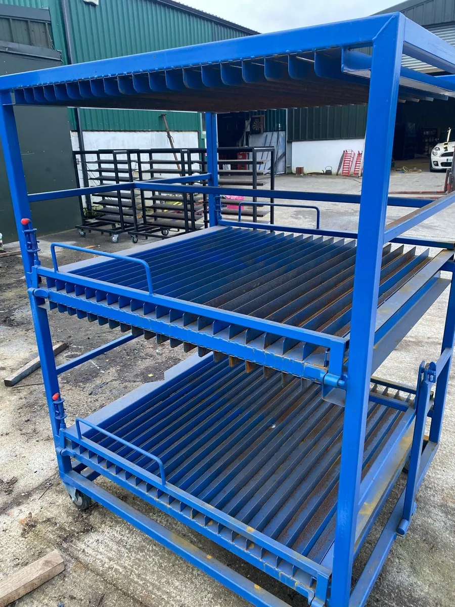 Trolleys /storage units - Image 3