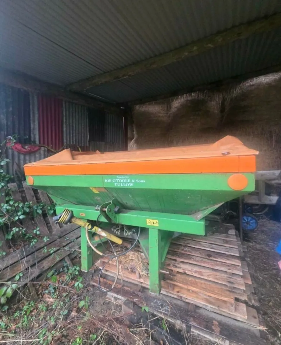 Amazone Fert Spreader - Image 1