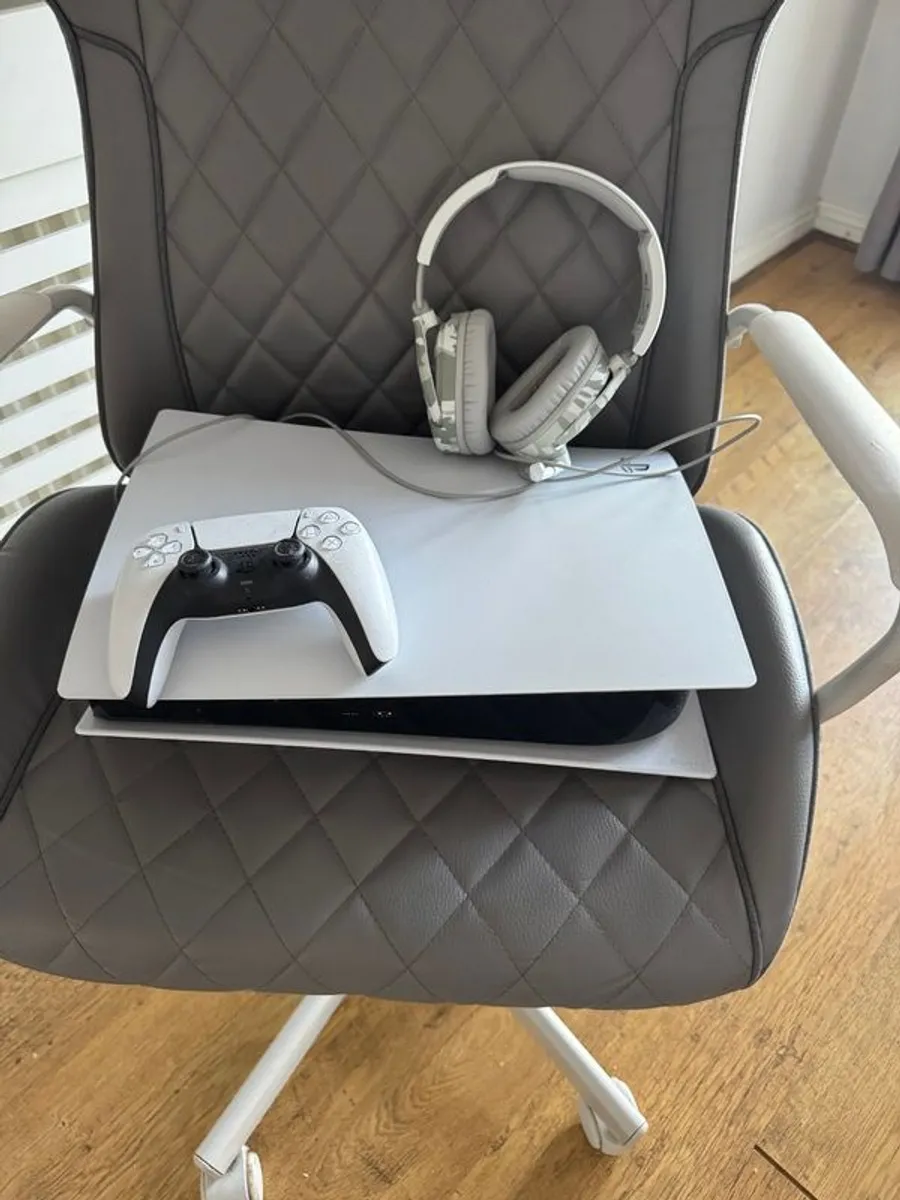 PlayStation 5 Disc Console