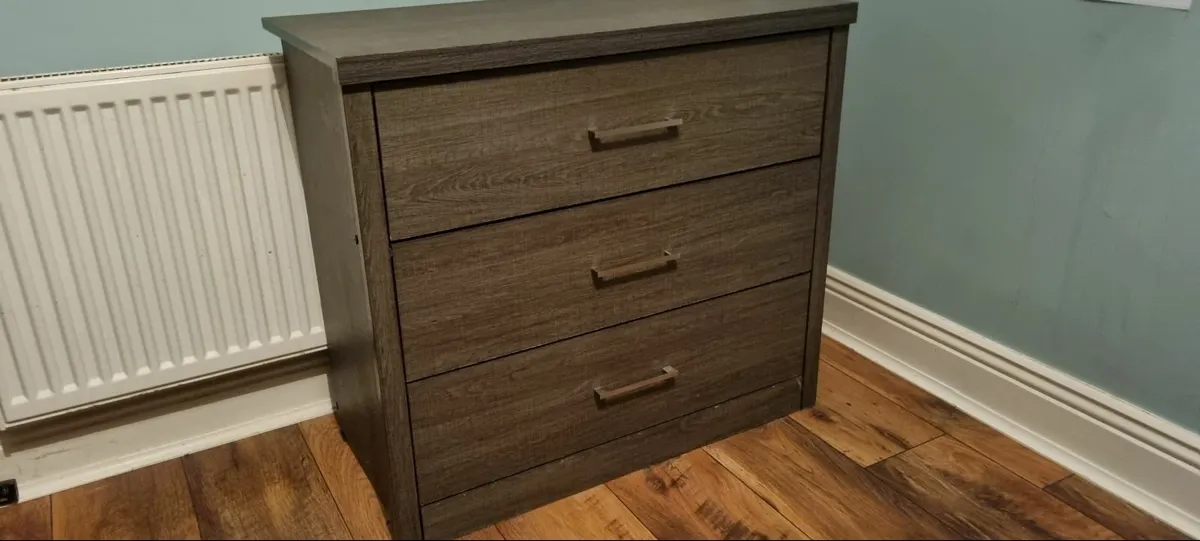 Chest of drawers H=72cm /  W= 80cm /  D=40cm=