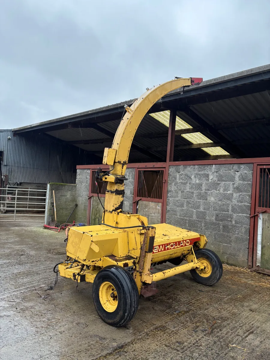 New Holland silage harvester - Image 3