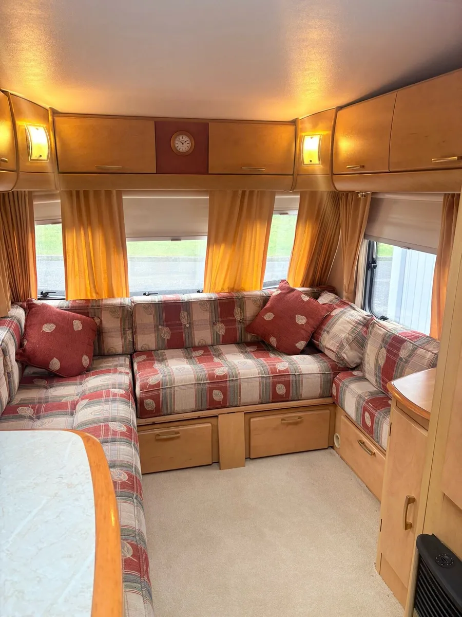 Bailey Pageant Caravan series 5 - Image 3