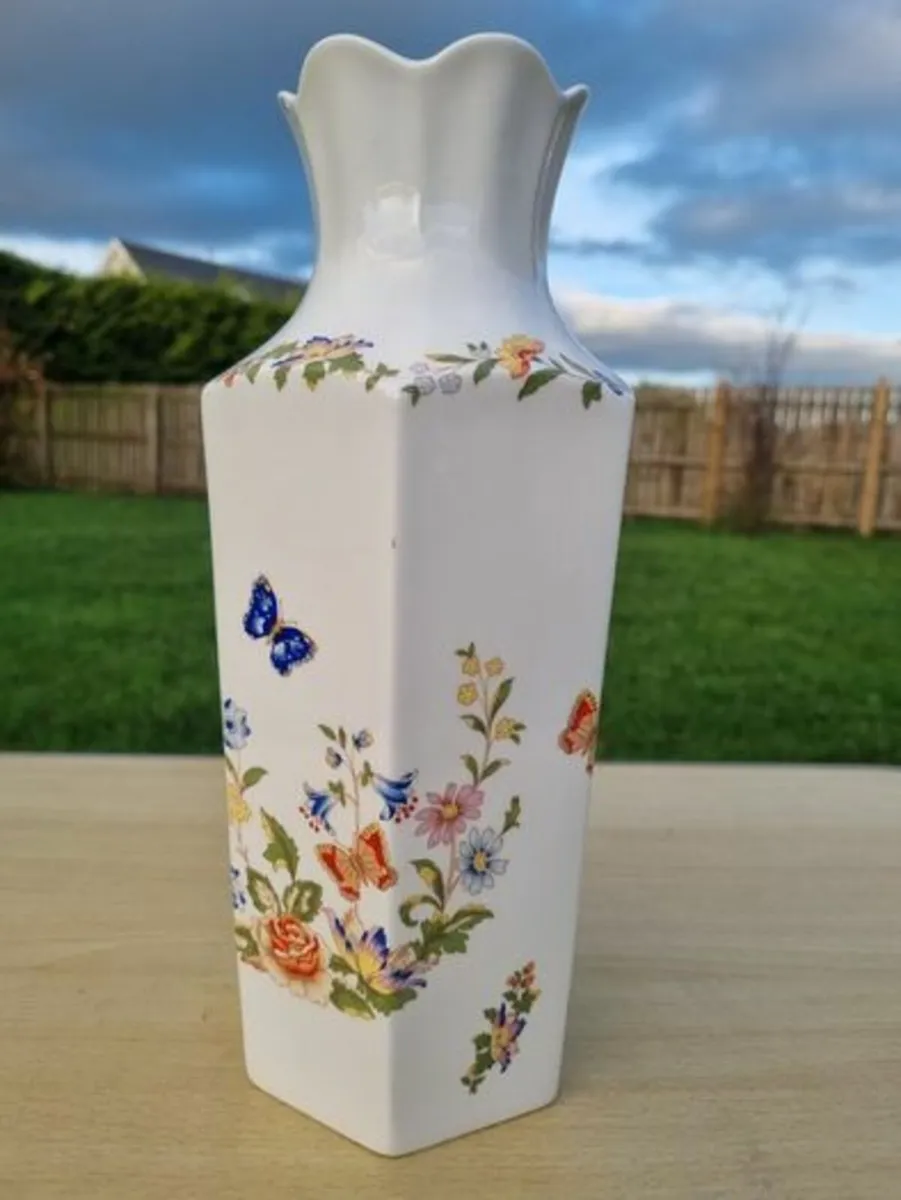 Aynsley Bone China " Cottage Garden " Large Vase - Image 2