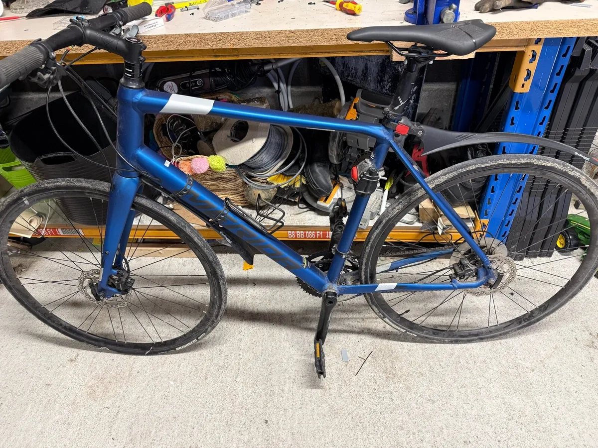 Merida speeder size large bike