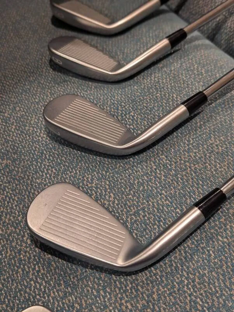 Mizuno jpx 919 irons - Image 1