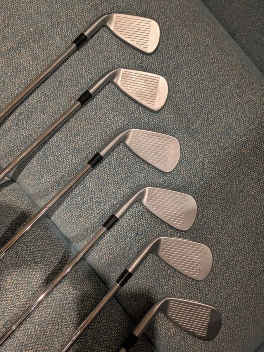 Mizuno jpx 919 irons - Image 2