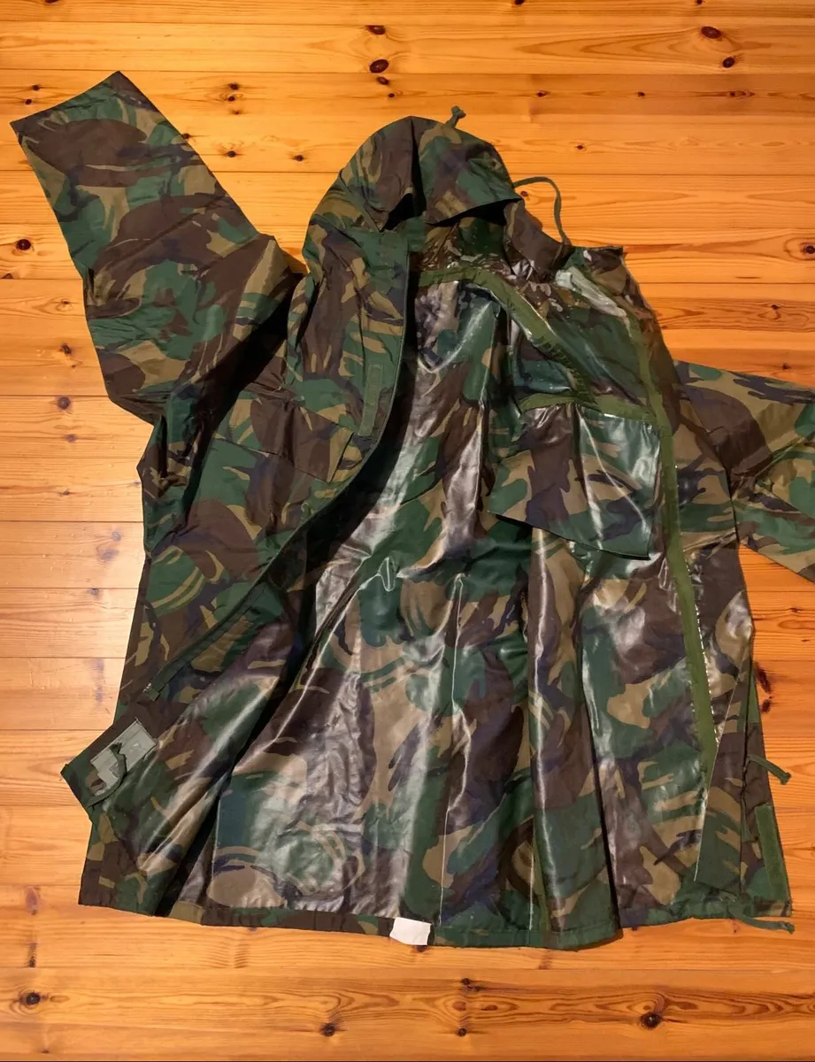 BRITISH ARMY WATERPROOF DPM MILITARY RAINSUIT - Image 2