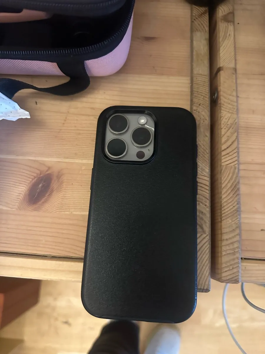 iPhone 15 pro - Image 4