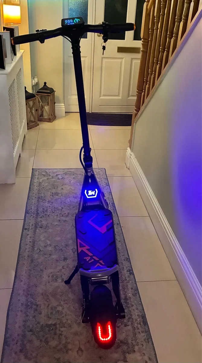 E Scooter Kurkirin Kugoo A1 - Image 3