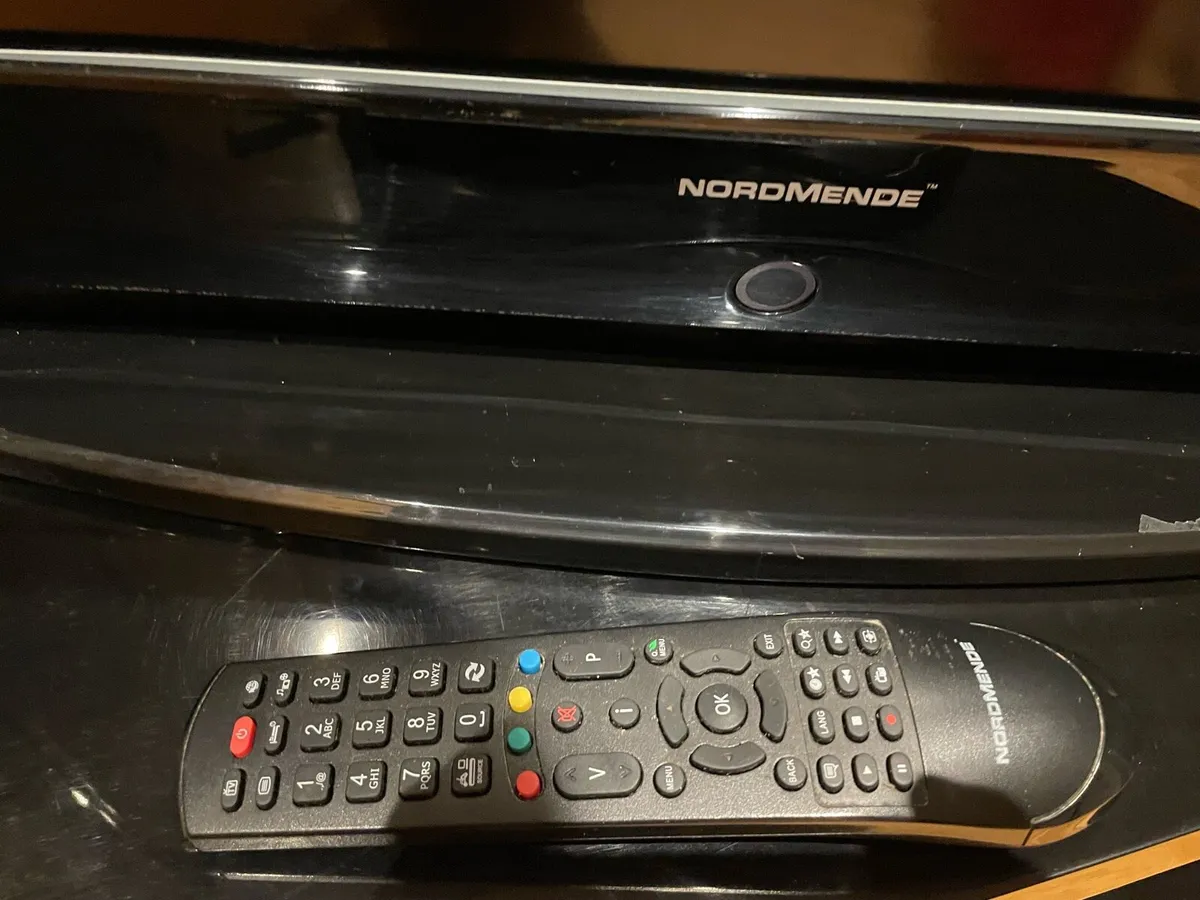 Nordmende 32” LCD TV , c/w Remote Control - Image 2