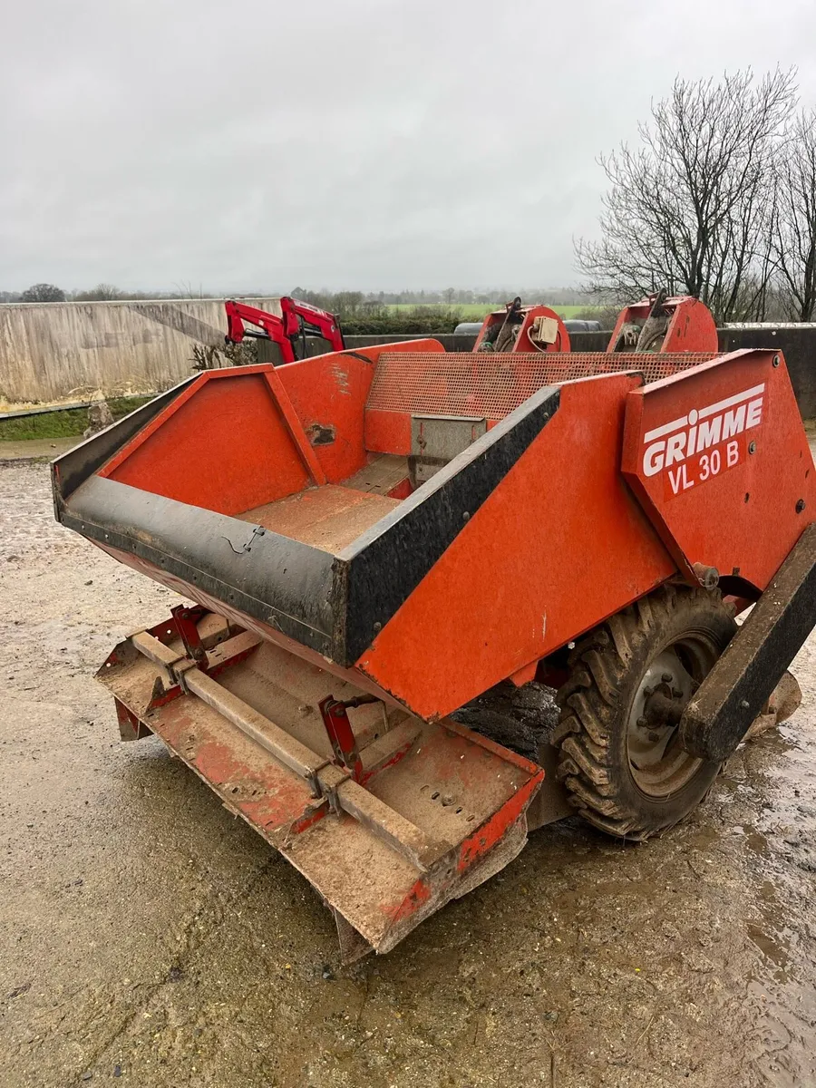 Grimme potato planter - Image 3