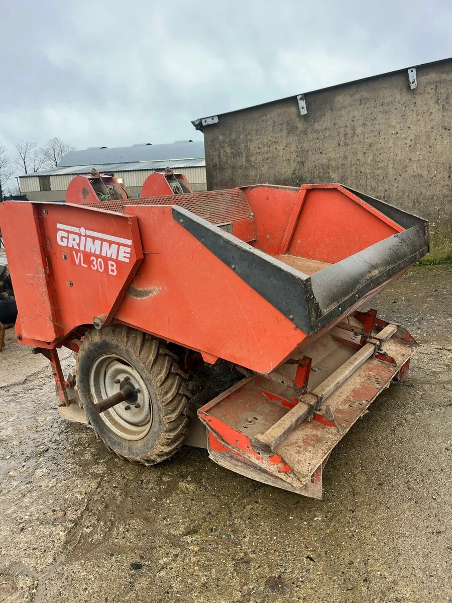 Grimme potato planter - Image 2