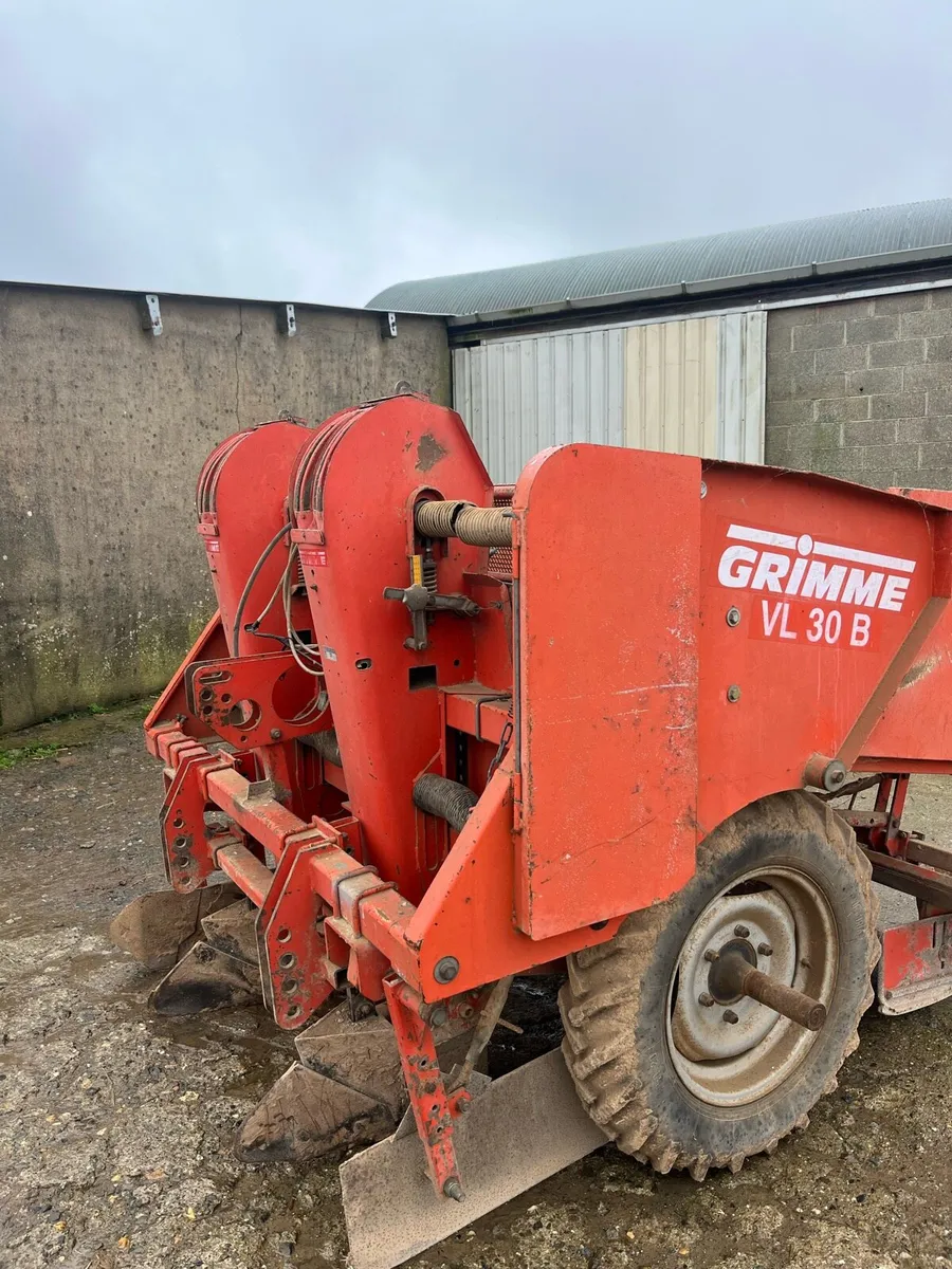 Grimme potato planter - Image 4